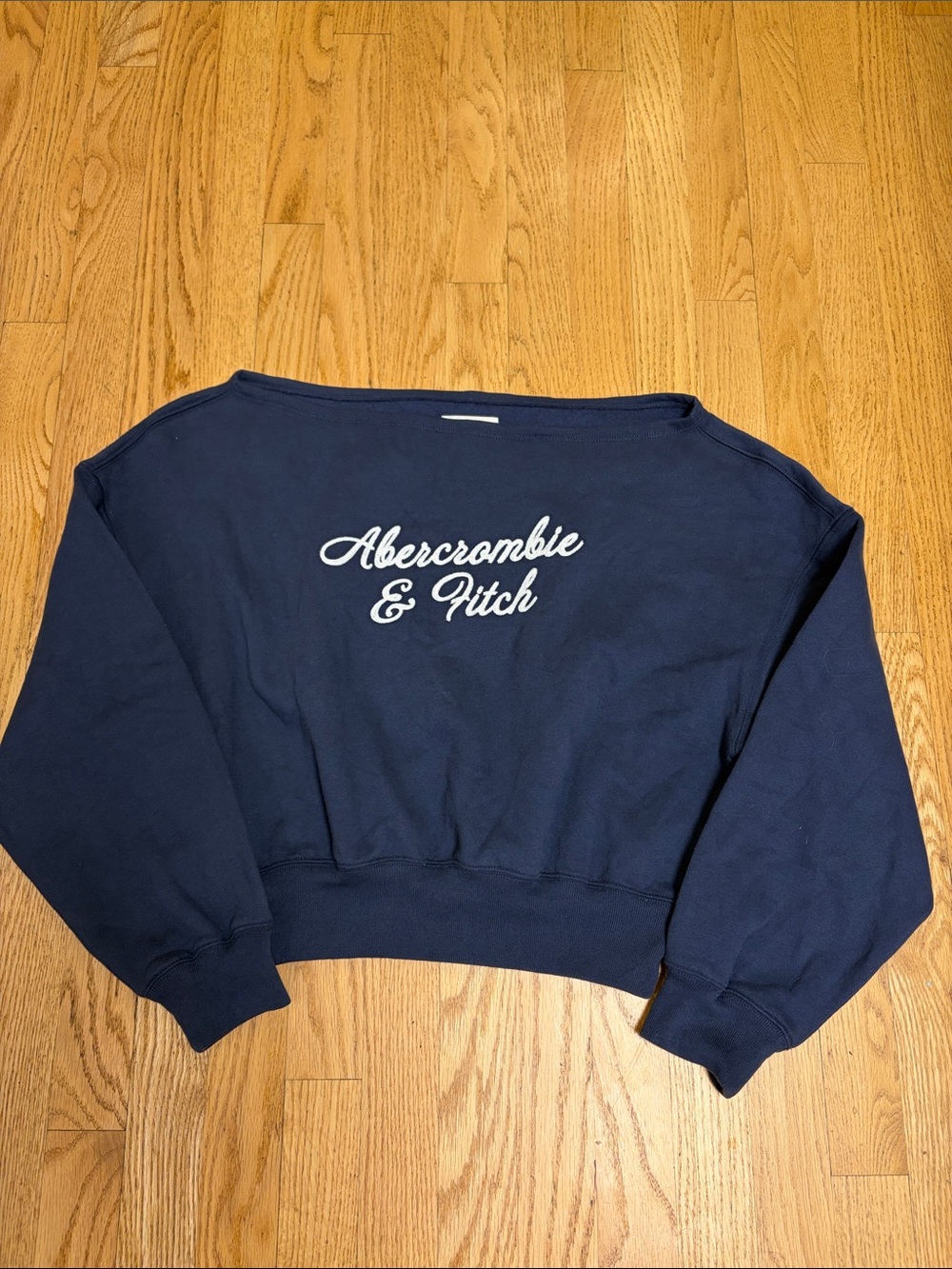Abercrombie & Fitch Sunday Sets Navy Off-the-Shoulder Logo Sweatshirt size S